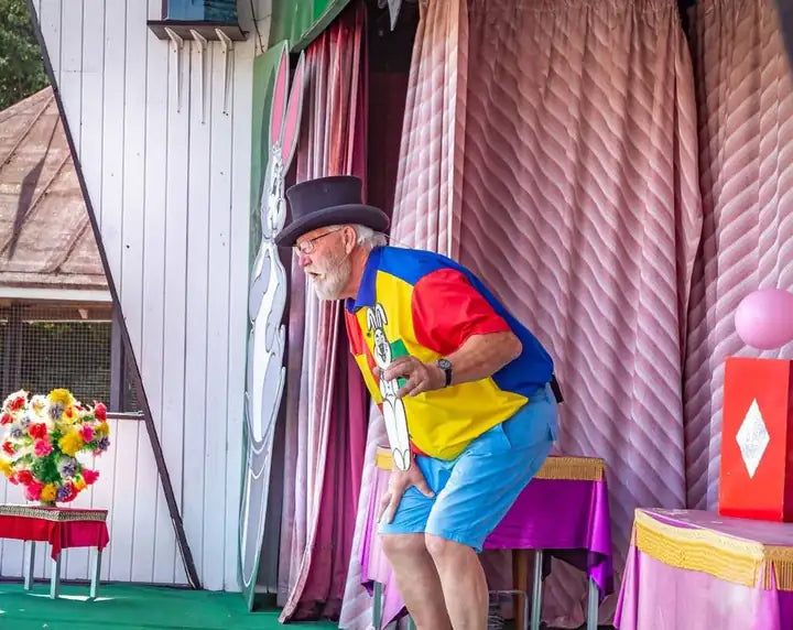 Trylleshow på friluftsscenen